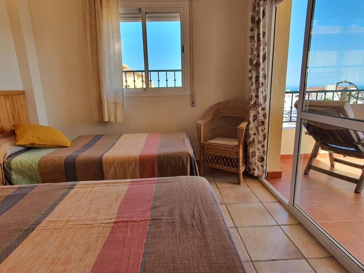 Carabeo 2000 2.3 Apartman Nerja Kültér fotó