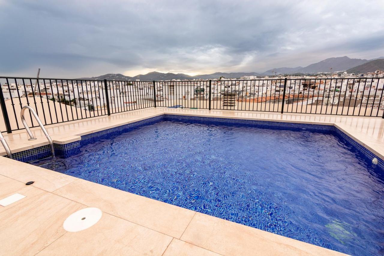 Carabeo 2000 2.3 Apartman Nerja Kültér fotó
